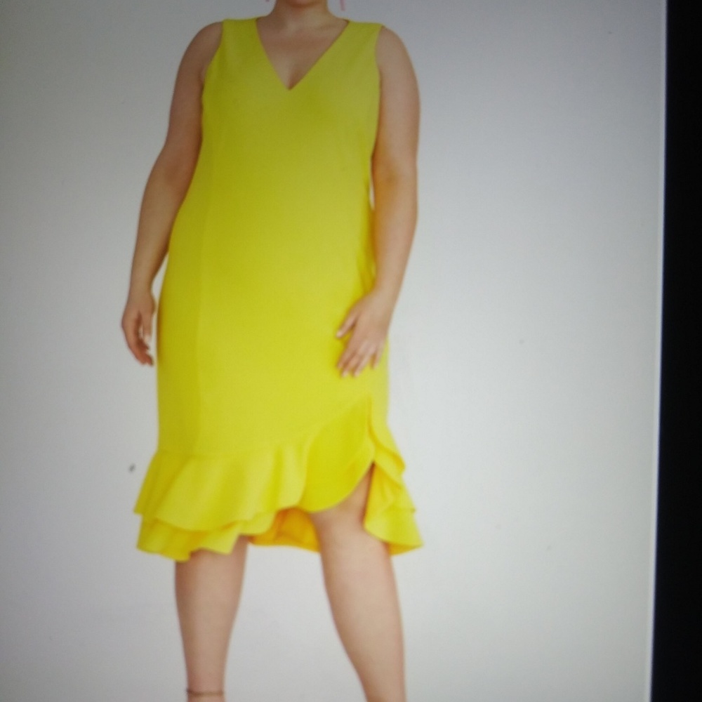 YELLOW PLUS SIZE SLEEVELESS BLAKE DRESS
